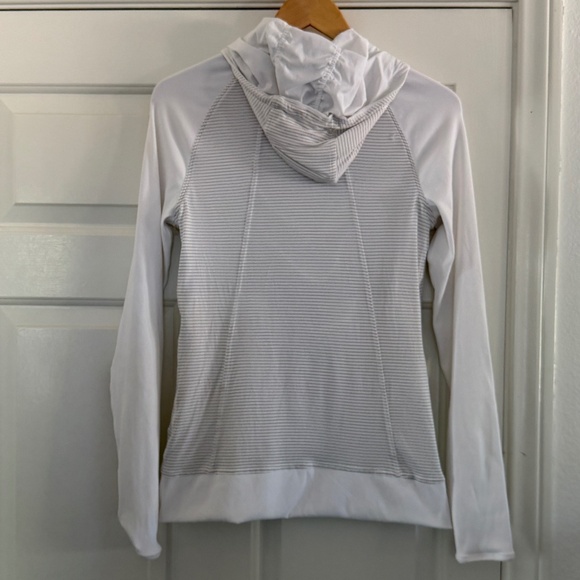 Lululemon hooded Dance Studio Jacket Rib Sleeve SZ 8 - Picture 7 of 13